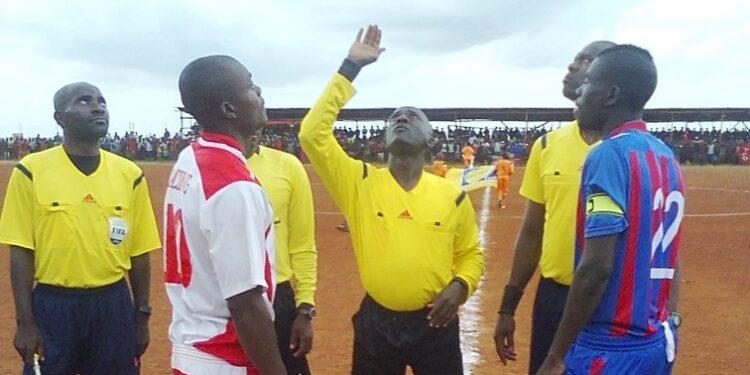 Ligue 1 : Bamboutos dompte Racing (1-0)