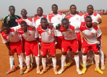 Racing de Bafoussam: Les coiffures extravagantes interdites