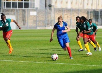 Football féminin : la France bat le Cameroun (6-0)