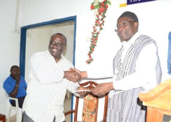 Christopher Fomunyoh vole au secours de Pwd de Bamenda