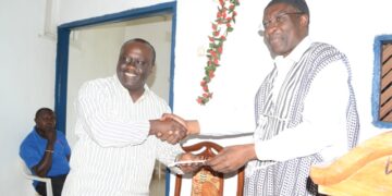 Christopher Fomunyoh vole au secours de Pwd de Bamenda