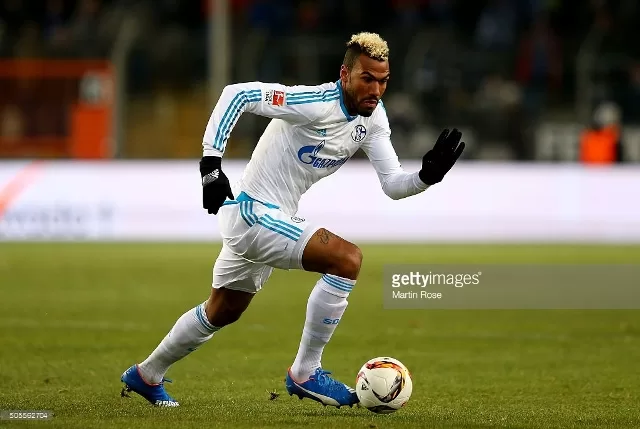 Choupo et Schalke tombent devant un géant chinois