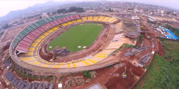 Lueurs et leurres des chantiers de Yaoundé: (en images)