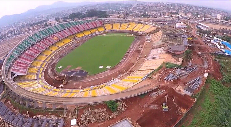 Lueurs et leurres des chantiers de Yaoundé: (en images)