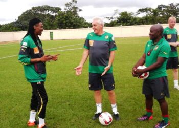 Lions A’ : Song à l’œuvre, Broos supervise
