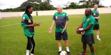 Lions A’ : Song à l’œuvre, Broos supervise