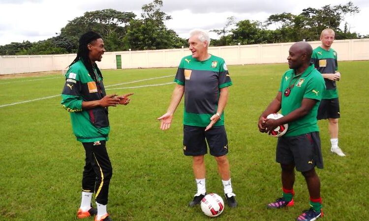 Lions A’ : Song à l’œuvre, Broos supervise