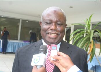 Semengue a la dent dure contre Tombi