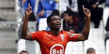 L1 : Moukandjo débute par un doublé