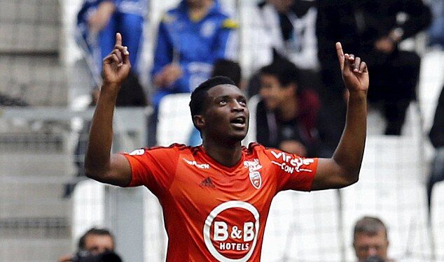 L1 : Moukandjo débute par un doublé