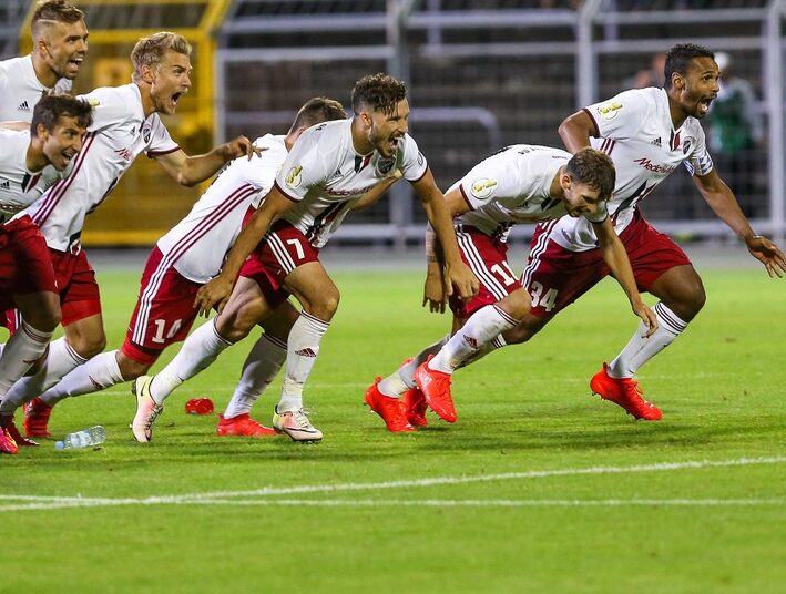 DFB Pokal : Marvin Matip se qualifie dans la douleur