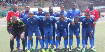 Ligue 1: Cinq clubs en lutte pour la dernière place africaine