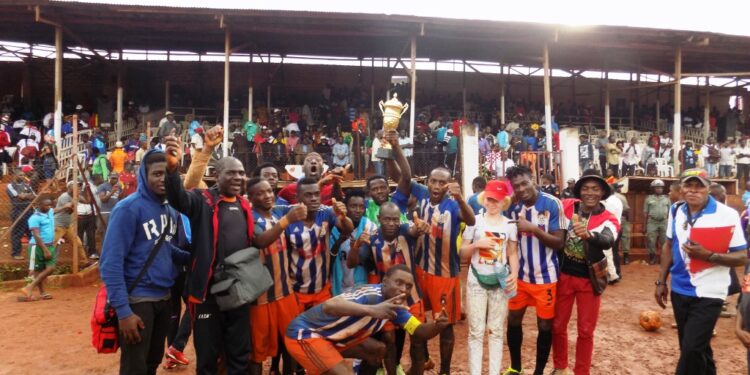 D2 Ouest : As Menoua, le miraculé !