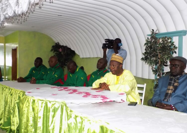 Les Lionceaux encouragé par le gouverneur de l’Ouest