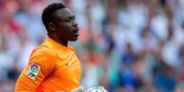 Lions Indomptables : Carlos Kameni tacle Broos