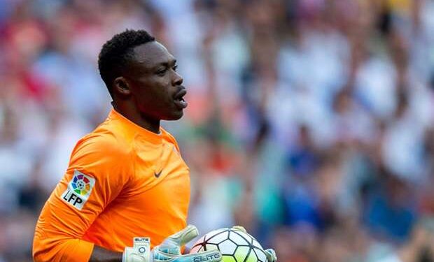 Lions Indomptables : Carlos Kameni tacle Broos