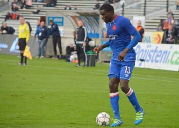 Slavia : Ngadeu confirme encore à la récupération