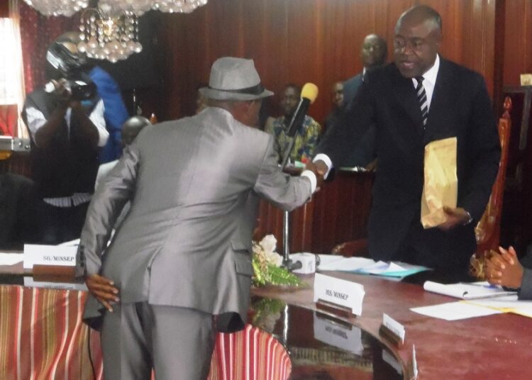 CDC : Paul Biya offre 20 millions de Fcfa aux finalistes