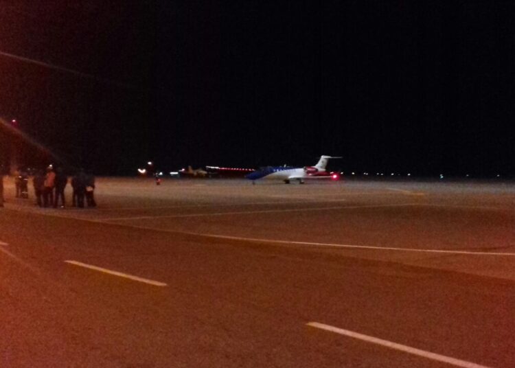 Rigo Song: Direction Paris via Nsimalen