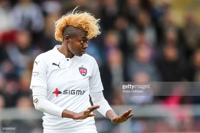 C1 : Gaëlle Enganamouit ouvre son compteur