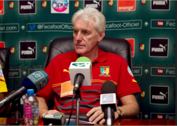 Comment la presse a joué avec les nerfs de Broos