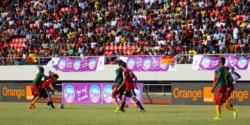 Le public de Bafoussam veut porter bonheur aux Lions