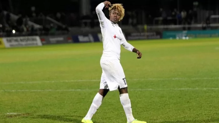 C1 : Enganamouit marque 2 buts en 1 minute