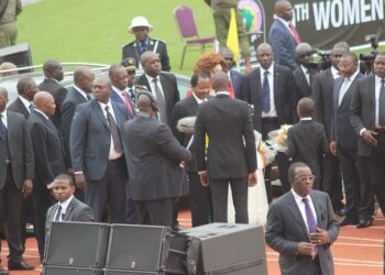 Fausse note : Quand la sonorisation lâche Paul Biya