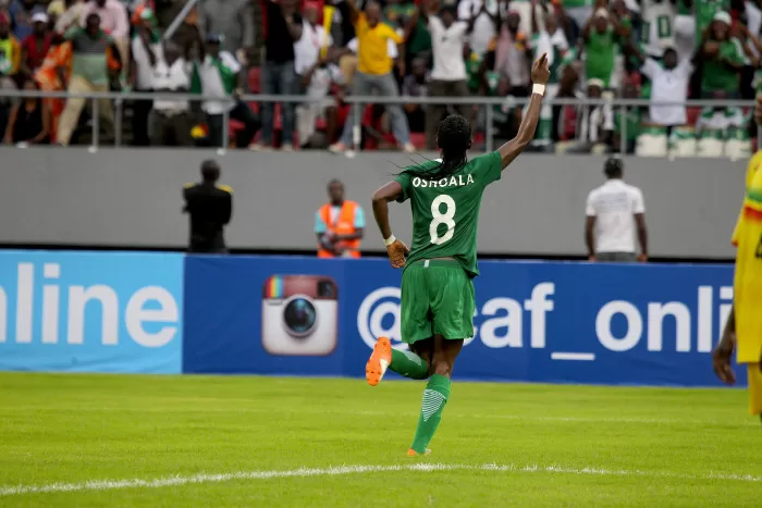 Le Nigeria chicotte le Mali (6-0) avec une étincelante Oshoala