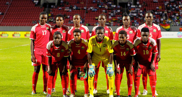 #AWCON2016 : Uhuru Kenyatta encourage ses Harambee Starlets