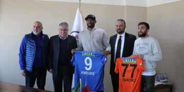 Çaykur Rizespor : Kweuke prolonge jusqu’en 2021