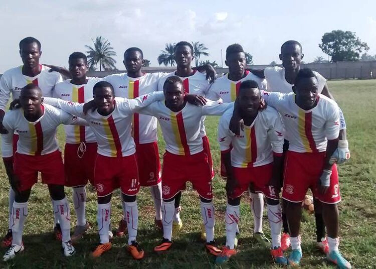 Match amical : Racing s’incline devant stade Renard (0-3)