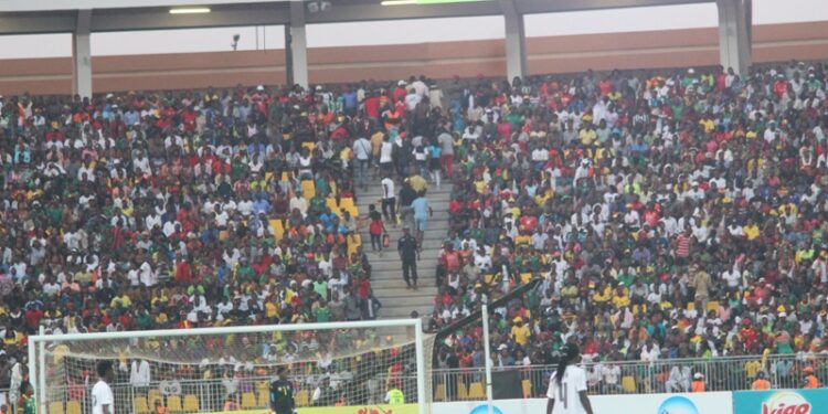 Yaoundé : Les Lionnes indomptables portées en triomphe