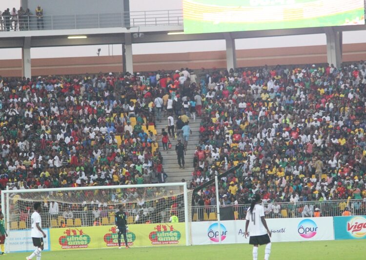 Yaoundé : Les Lionnes indomptables portées en triomphe