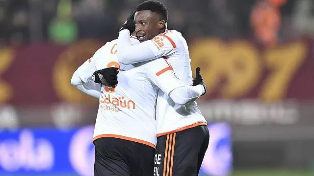 L1 : Moukandjo double, Njie et Anguissa coulent