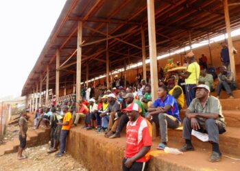 Bafoussam: Le public déserte le stade Omnisports pour Bamendzi