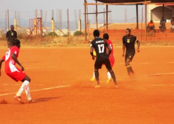 Match amical: Racing et Aigle dos à dos