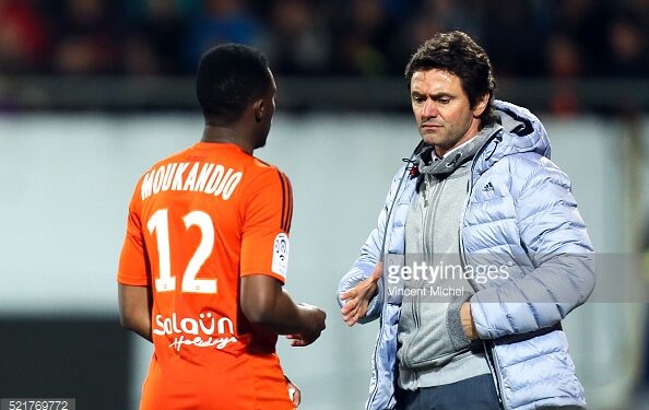 L1 : Toko dans le noir, Moukandjo dans le rouge