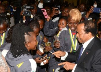 Pour 2017, Biya prescrit l&rsquo;engagement patriotique des Lionnes