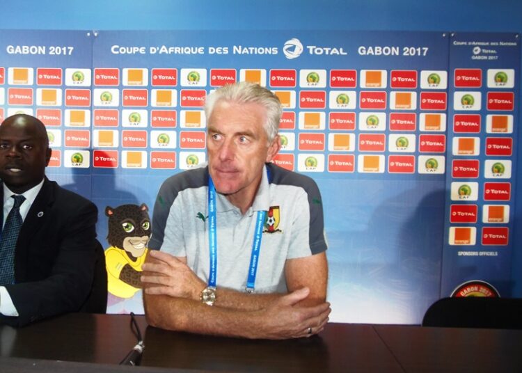 Hugo Broos : « on ne gagne pas des matchs avec des mots »