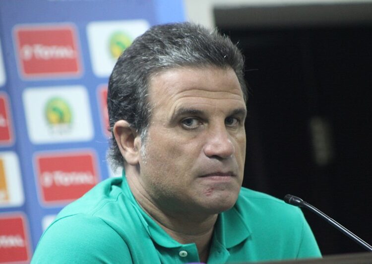 CAN 2017 : Duarte prévient le Gabon et encense le Cameroun