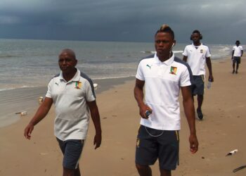 CMR – GAB : les 11 Lions avec Nkoulou, sans Aboubakar et Njie