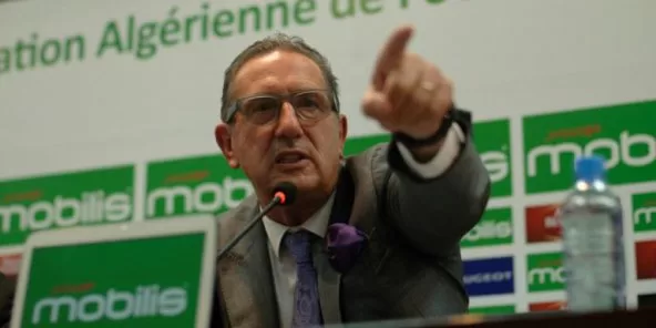 CAN 2017: Georges Leekens et ses 23 joueurs Algériens