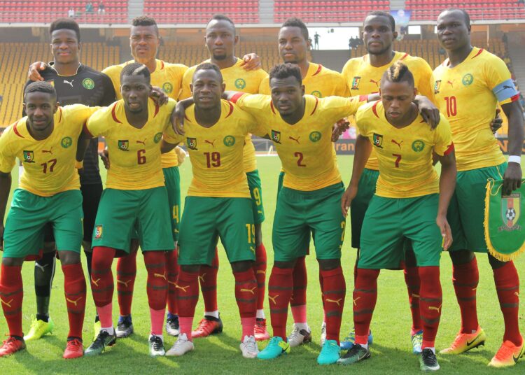 En attendant le vrai visage de la révolution Hugo Broos