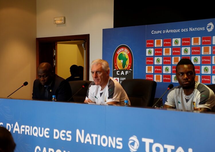 Primes des Lions : Broos confirme les revendications des joueurs