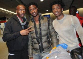 Stéphane Mbia apporte son soutien à Moukandjo