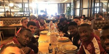 Le retour des Lions en Club: Arnaud Djoum a invité ses proches à la cérébration