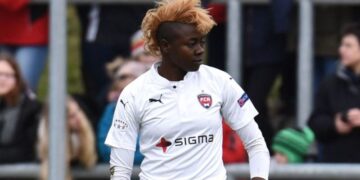 Mercato : Gaëlle Enganamouit rejoint Oshoala en Chine