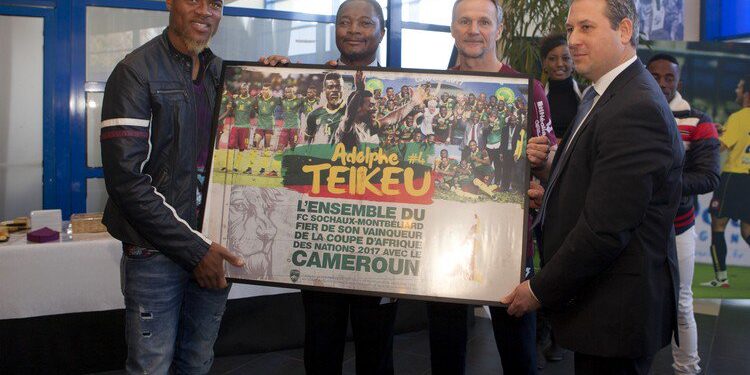 Adolphe Teikeu, reçu en grande pompe à Sochaux