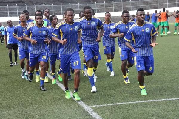 Quatre joueurs de UMS suspendus pour corruption